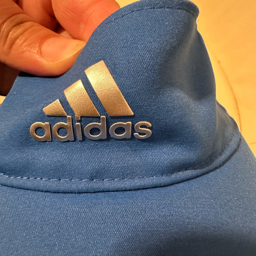 Adidas visor - Picture 2 of 5